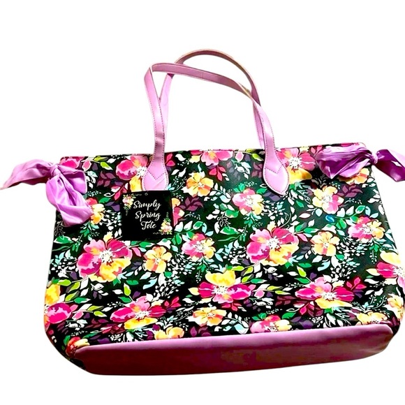 NWT- Simply Spring tote bag - Picture 1 of 9